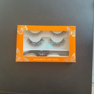 Monarch Lash Pack